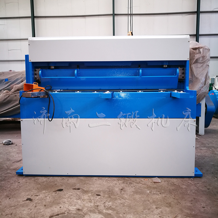 液压剪板机